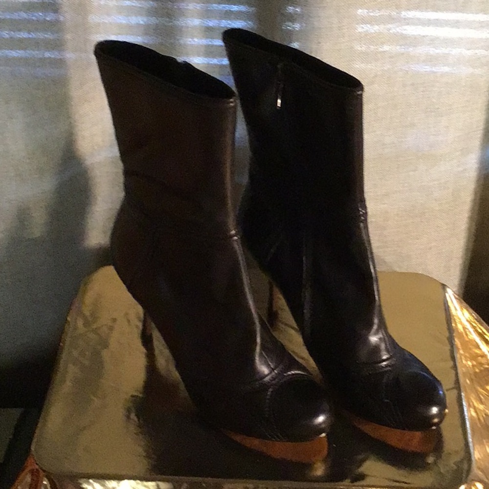 Max studio.com black leather booths NWOT